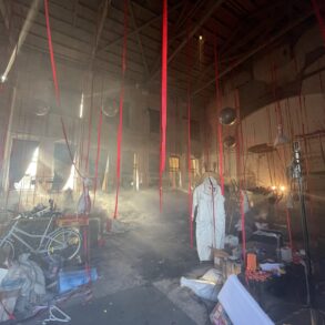 Halle des Künstlers Adam Read in Rofinpark in Eberswalde. Foto: Jonas Mayer